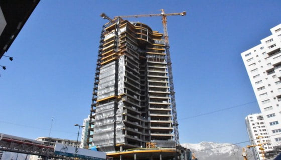 ساختمان مرکزی بانک آینده